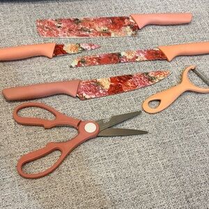 Floral Patterned Knife and Utensil Set